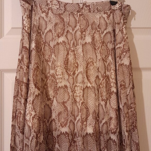 snake print pleated maxi skirt - Picture 2 of 2